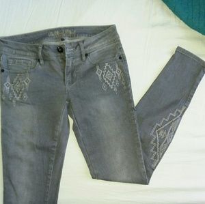 Bullhead Native American Embroidered Jeans
